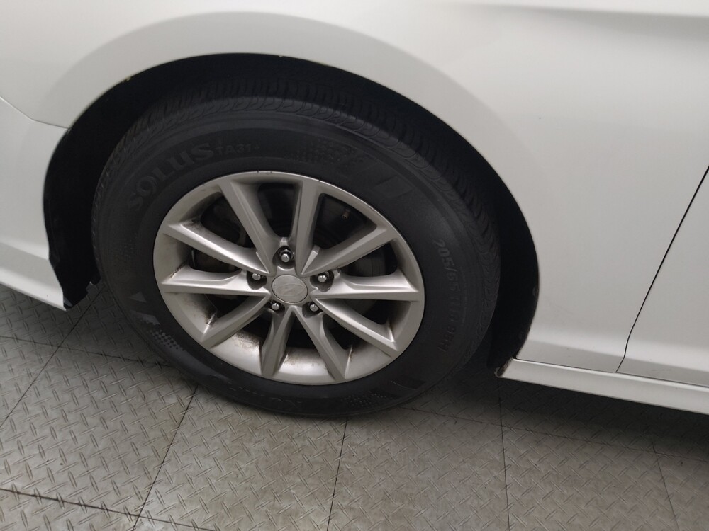 2018 Hyundai Sonata in Des Moines, IA 50310 - 18133797 31