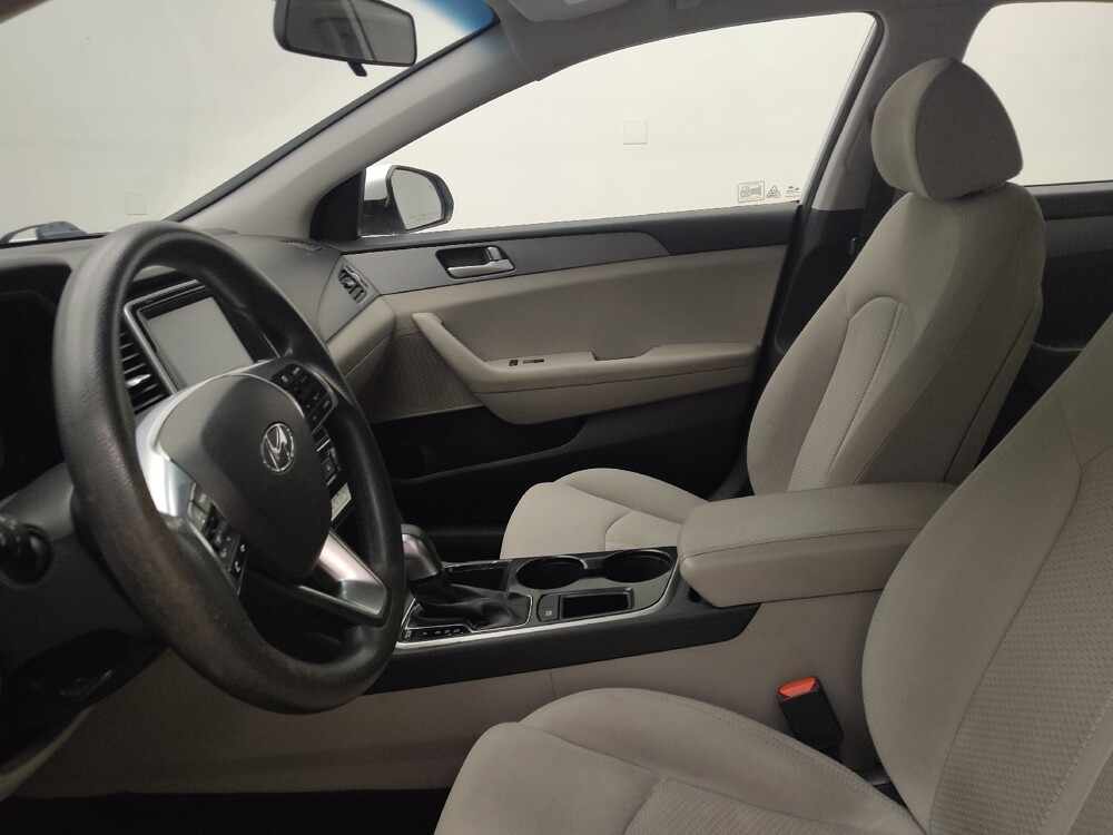 2018 Hyundai Sonata in Des Moines, IA 50310 - 18133797 17