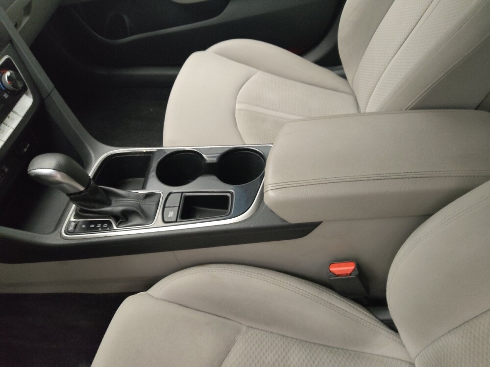 2018 Hyundai Sonata in Des Moines, IA 50310 - 18133797 26