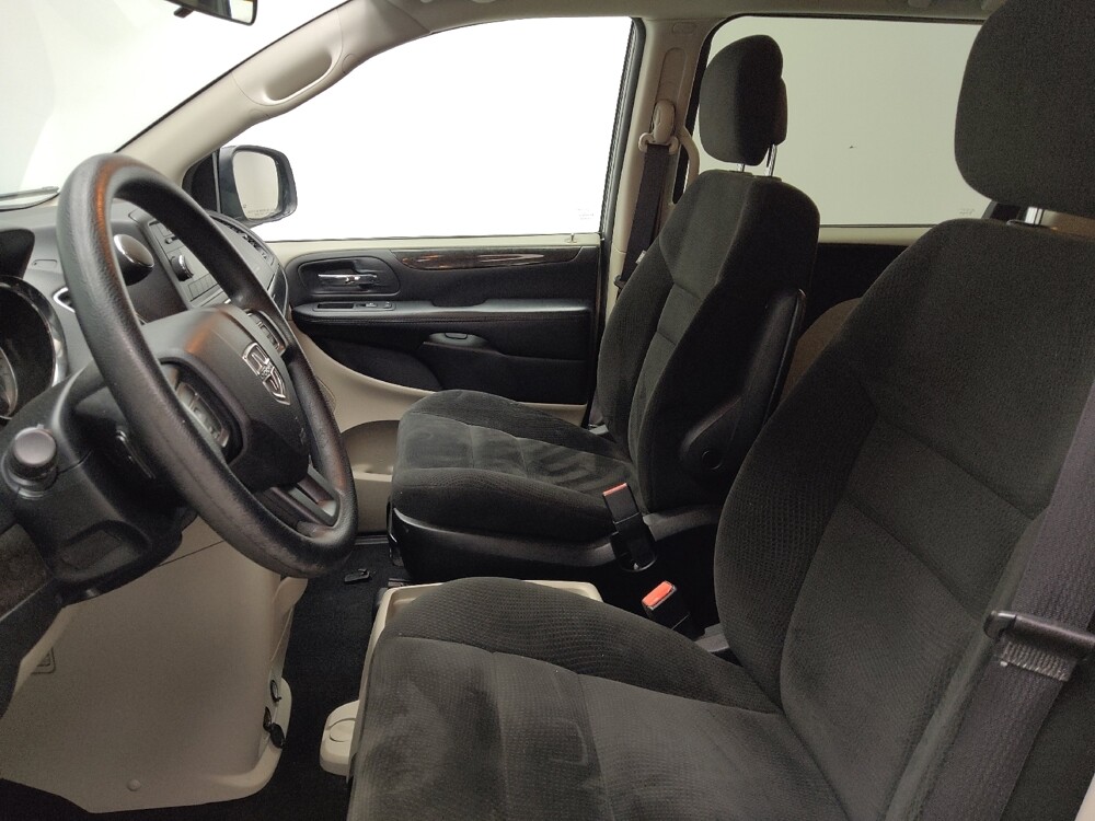 2016 Dodge Grand Caravan in Indianapolis, IN 46219 - 18133805 17