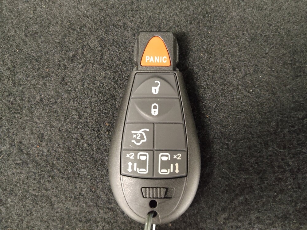 2017 Dodge Grand Caravan in Indianapolis, IN 46219 - 18133806 32