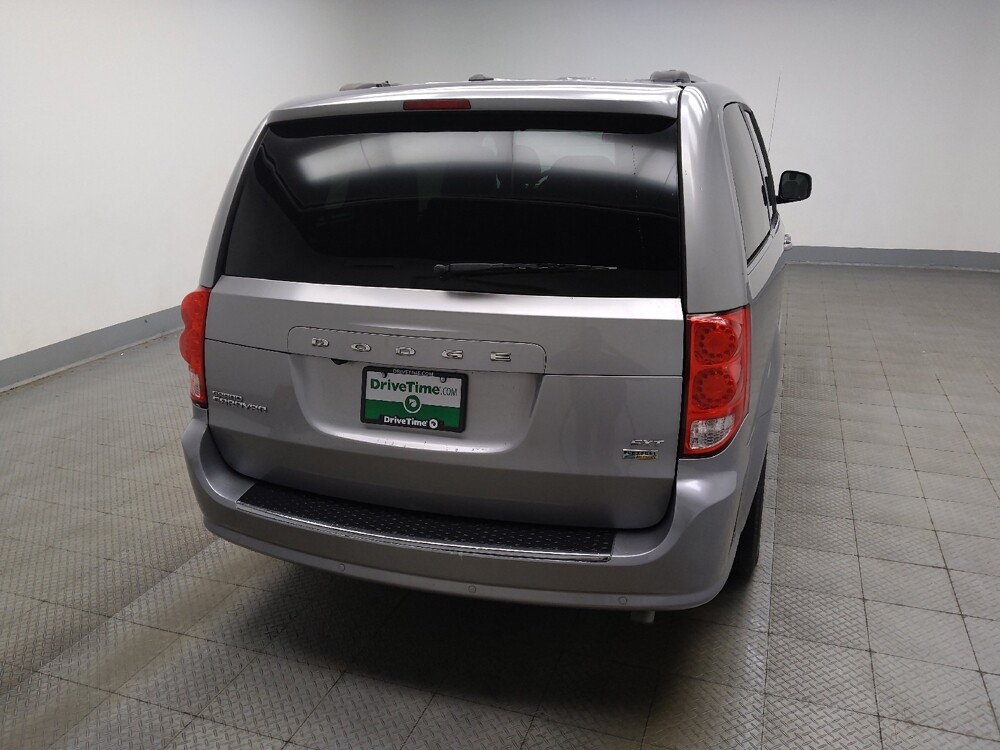 2017 Dodge Grand Caravan in Indianapolis, IN 46219 - 18133806 7