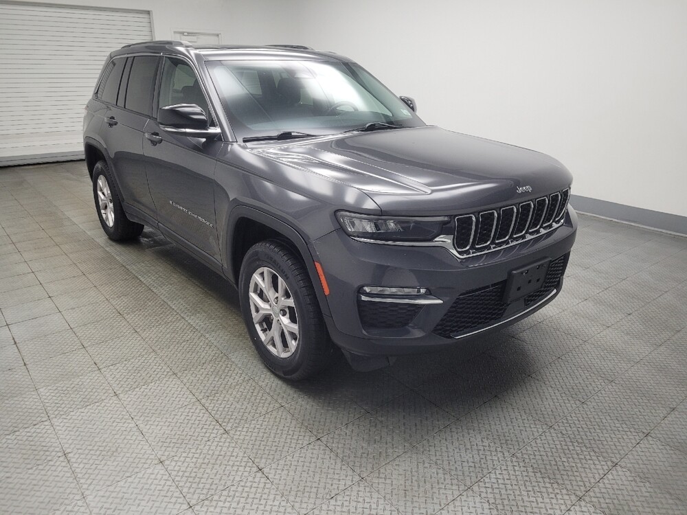 2022 Jeep Grand Cherokee in Indianapolis, IN 46219 - 18133807 11
