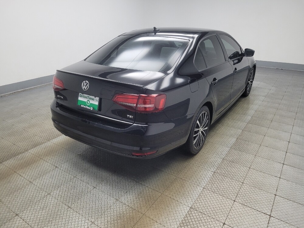 2016 Volkswagen Jetta in Indianapolis, IN 46219 - 18133808 9