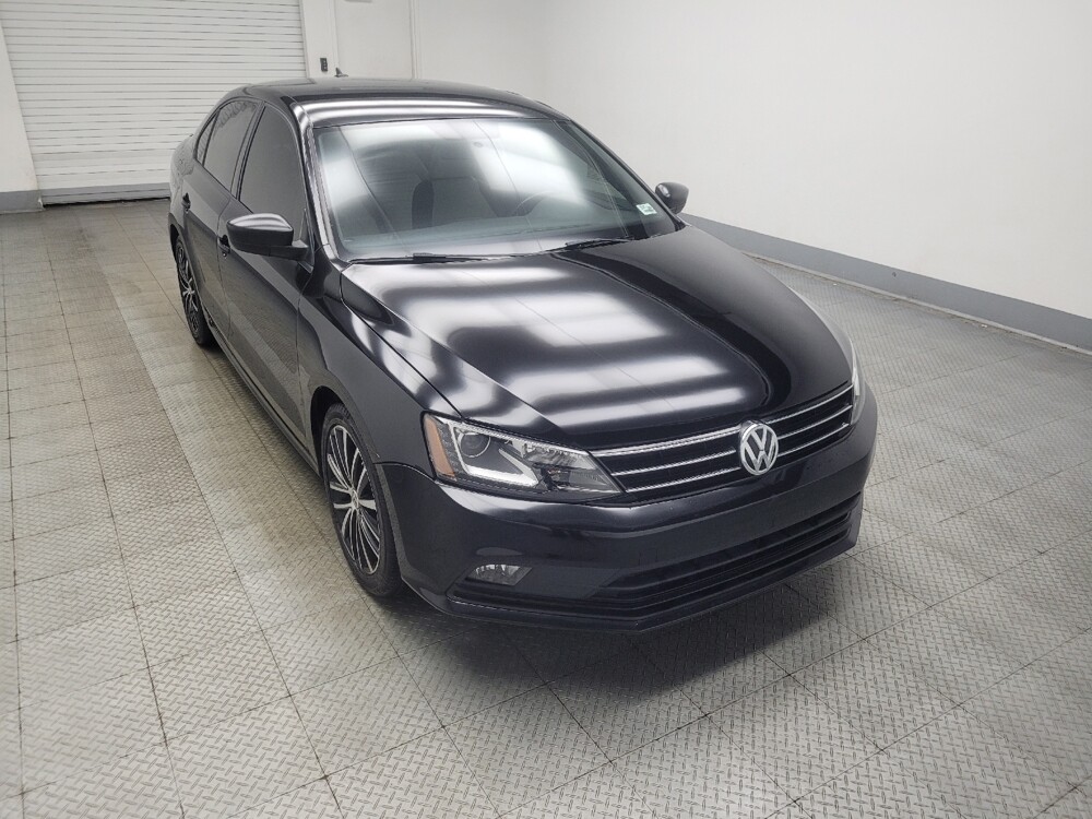 2016 Volkswagen Jetta in Indianapolis, IN 46219 - 18133808 13