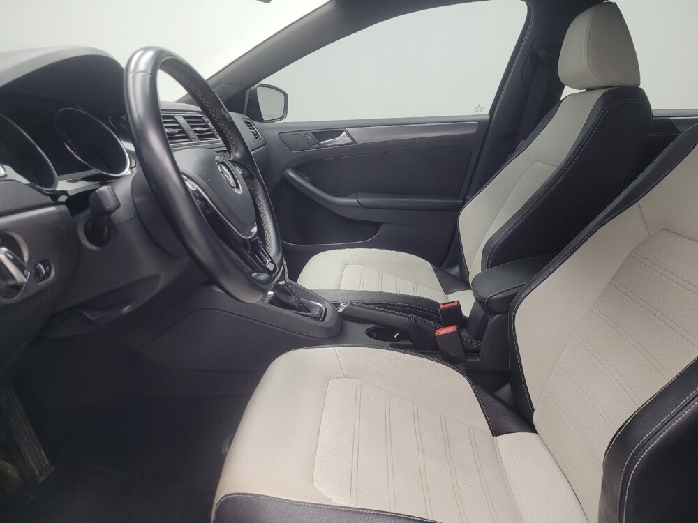 2016 Volkswagen Jetta in Indianapolis, IN 46219 - 18133808 17