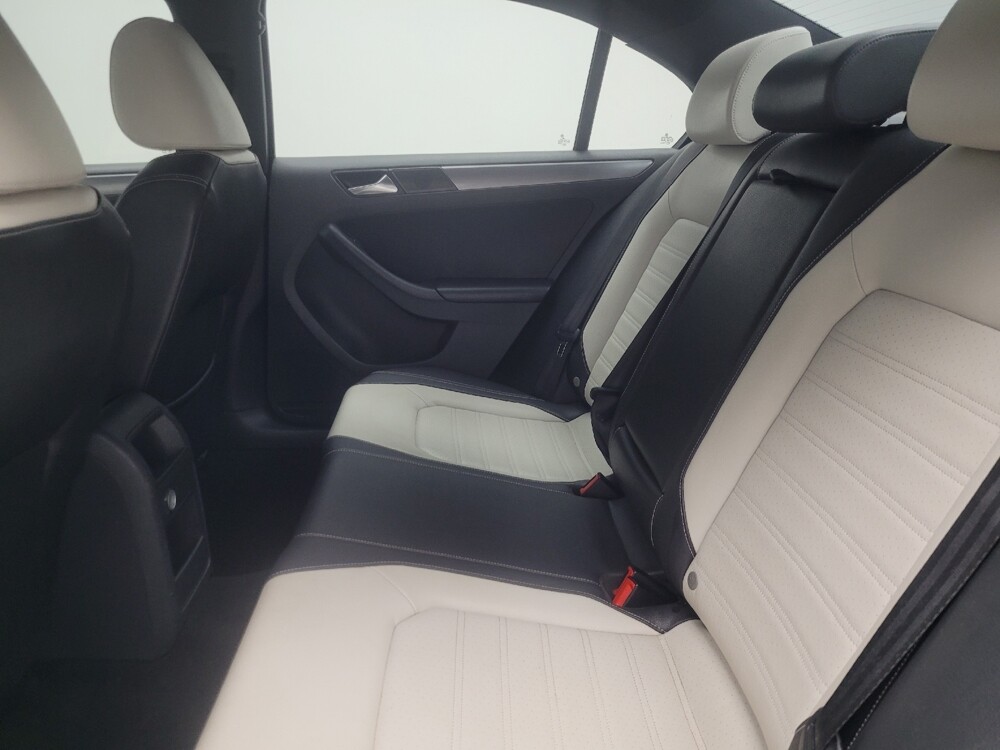 2016 Volkswagen Jetta in Indianapolis, IN 46219 - 18133808 18