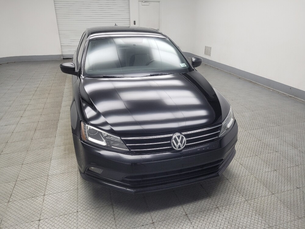 2016 Volkswagen Jetta in Indianapolis, IN 46219 - 18133808 14