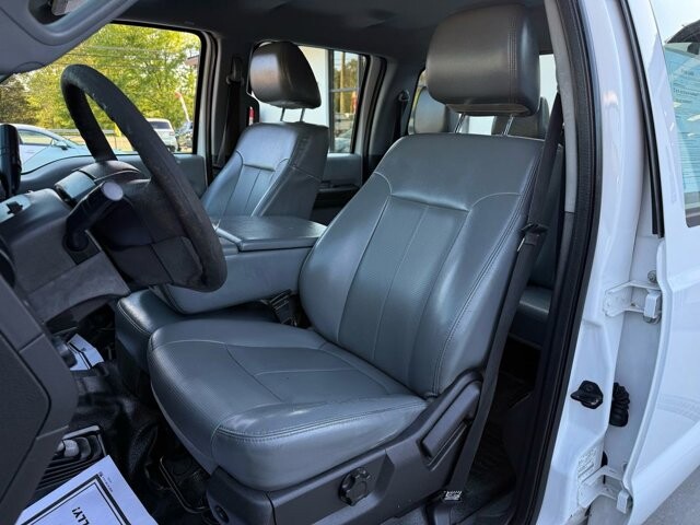 2013 Ford F250 in Knoxville, TN 37920 - 18133813 7