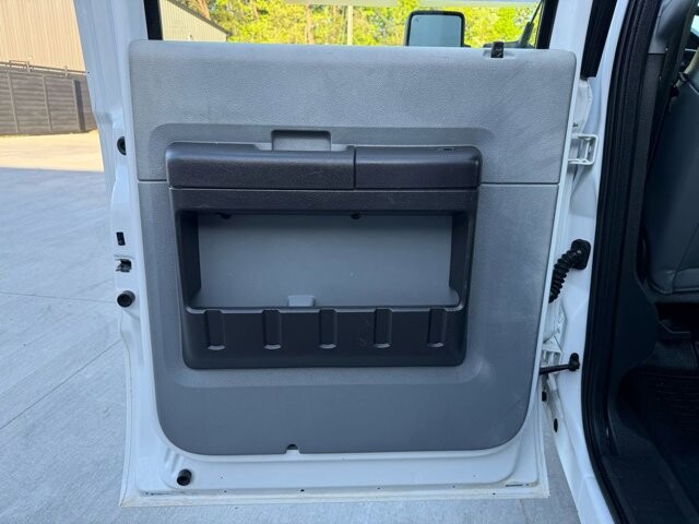 2013 Ford F250 in Knoxville, TN 37920 - 18133813 20