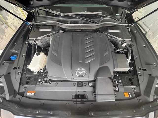 2025 MAZDA CX-90 in Bedford, OH 44146 - 18133817 10