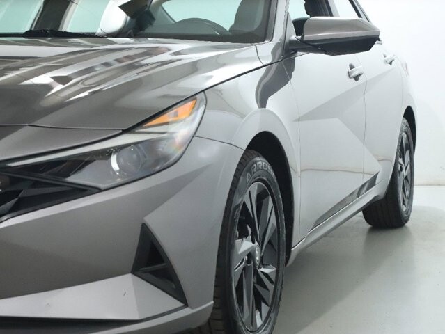 2023 Hyundai Elantra in Bedford, OH 44146 - 18133819 4
