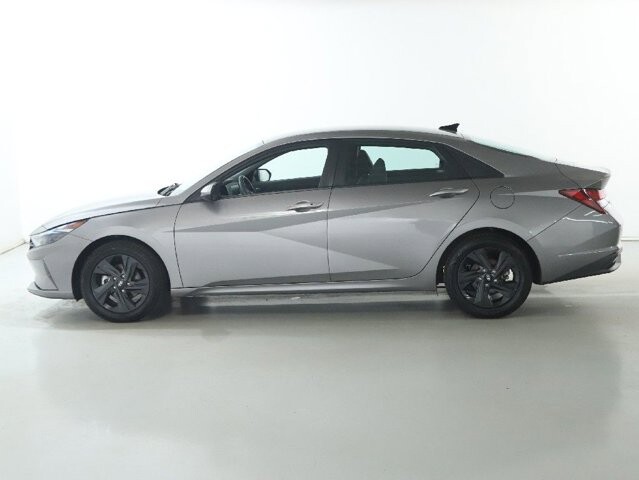 2023 Hyundai Elantra in Bedford, OH 44146 - 18133819 38