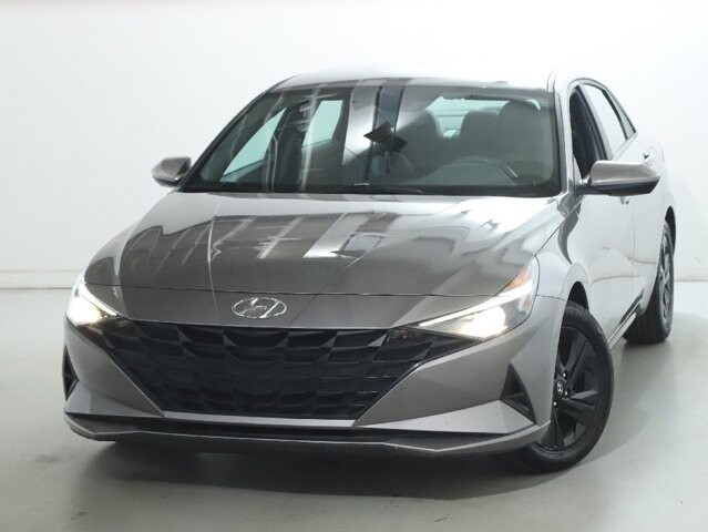 2023 Hyundai Elantra in Bedford, OH 44146 - 18133819 3