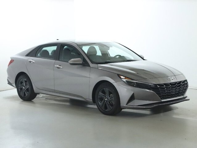 2023 Hyundai Elantra in Bedford, OH 44146 - 18133819 9