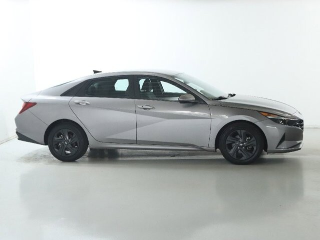 2023 Hyundai Elantra in Bedford, OH 44146 - 18133819 11