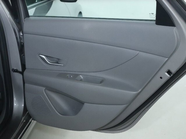 2023 Hyundai Elantra in Bedford, OH 44146 - 18133819 31