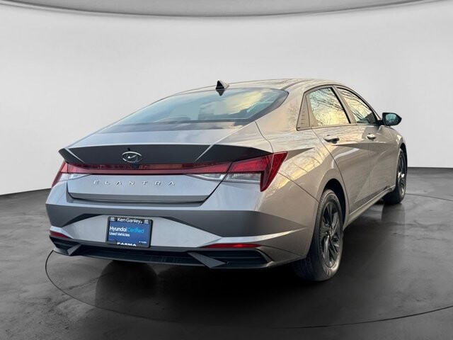 2023 Hyundai Elantra in Bedford, OH 44146 - 18133819 3