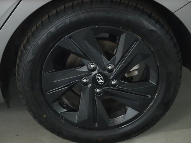 2023 Hyundai Elantra in Bedford, OH 44146 - 18133819 39