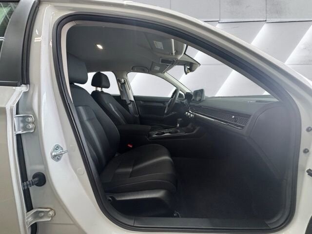 2024 Honda Civic in Bedford, OH 44146 - 18133820 13