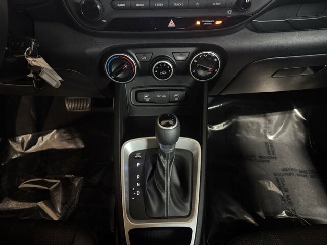 2023 Hyundai Venue in Bedford, OH 44146 - 18133822 15