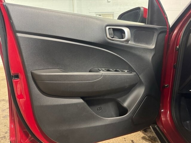 2023 Hyundai Venue in Bedford, OH 44146 - 18133822 18