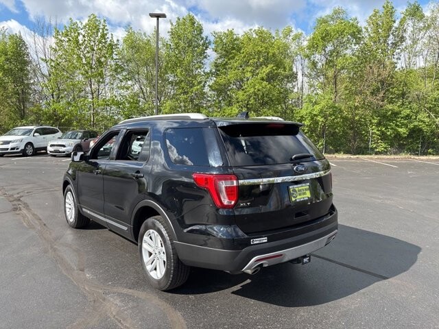 2017 Ford Explorer in Marysville, OH 43040 - 18133840 5