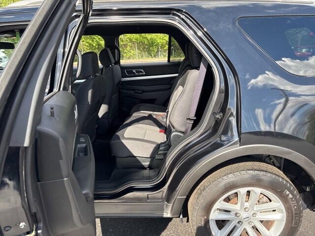 2017 Ford Explorer in Marysville, OH 43040 - 18133840 31