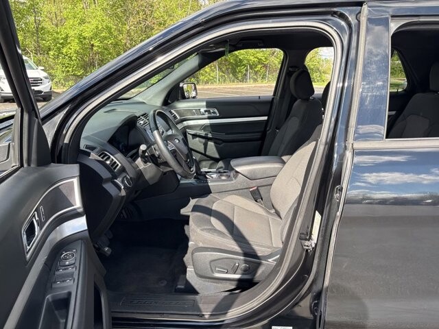 2017 Ford Explorer in Marysville, OH 43040 - 18133840 15
