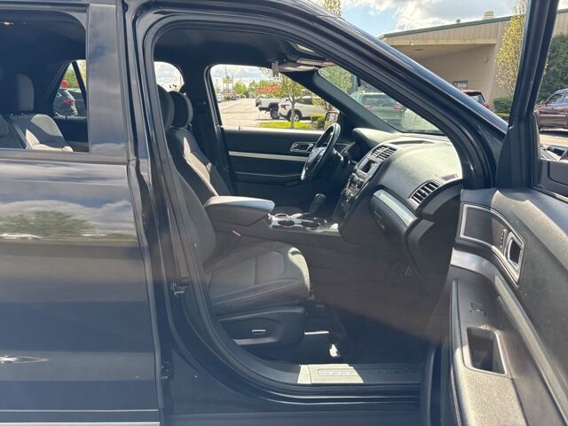 2017 Ford Explorer in Marysville, OH 43040 - 18133840 41
