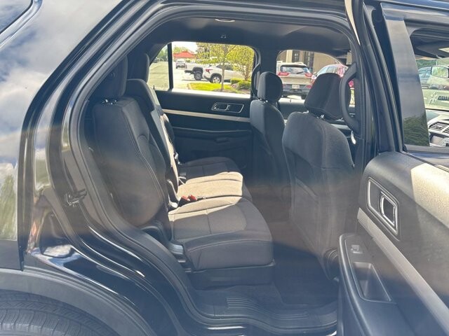 2017 Ford Explorer in Marysville, OH 43040 - 18133840 37
