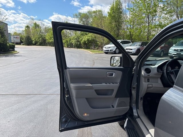 2011 Honda Pilot in Marysville, OH 43040 - 18133841 16