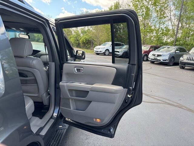 2011 Honda Pilot in Marysville, OH 43040 - 18133841 40