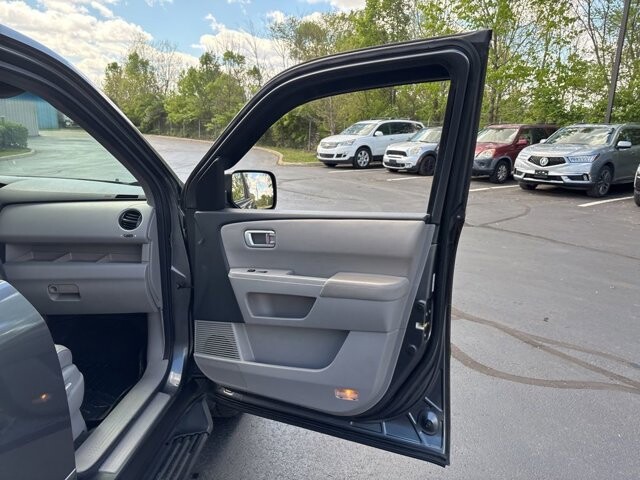 2011 Honda Pilot in Marysville, OH 43040 - 18133841 44