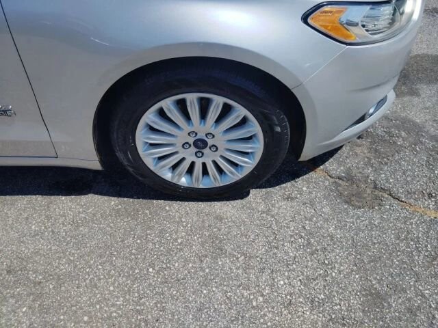 2016 Ford Fusion in Greenville, SC 29607 - 18133842 16