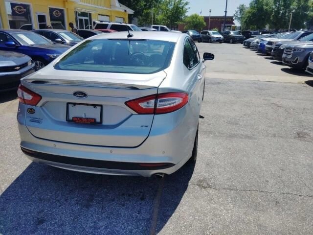 2016 Ford Fusion in Greenville, SC 29607 - 18133842 3