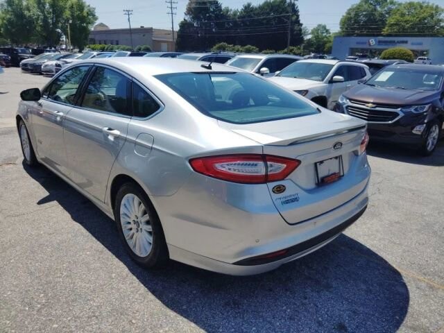 2016 Ford Fusion in Greenville, SC 29607 - 18133842 7