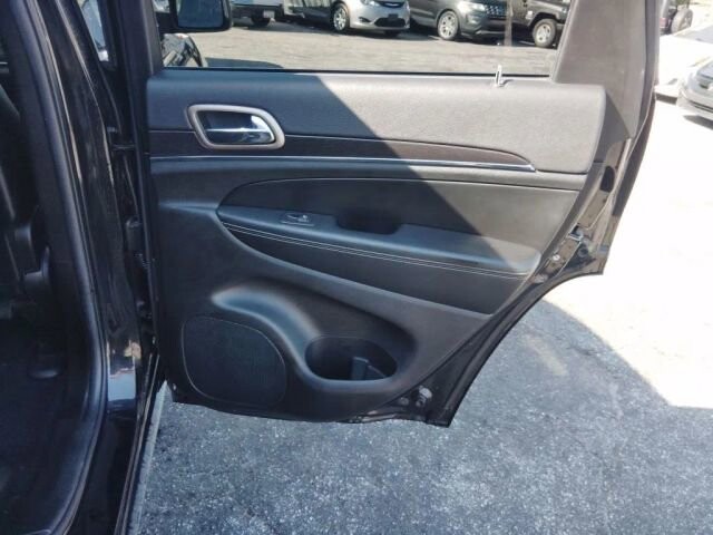 2014 Jeep Grand Cherokee in Greenville, SC 29607 - 18133843 20