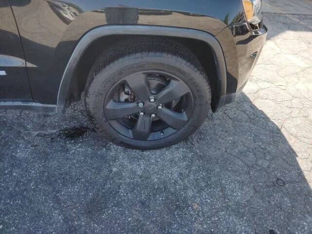 2014 Jeep Grand Cherokee in Greenville, SC 29607 - 18133843 16