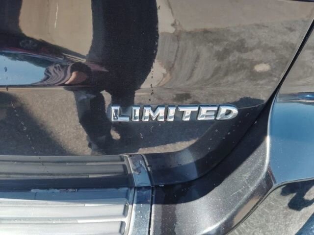 2014 Jeep Grand Cherokee in Greenville, SC 29607 - 18133843 5