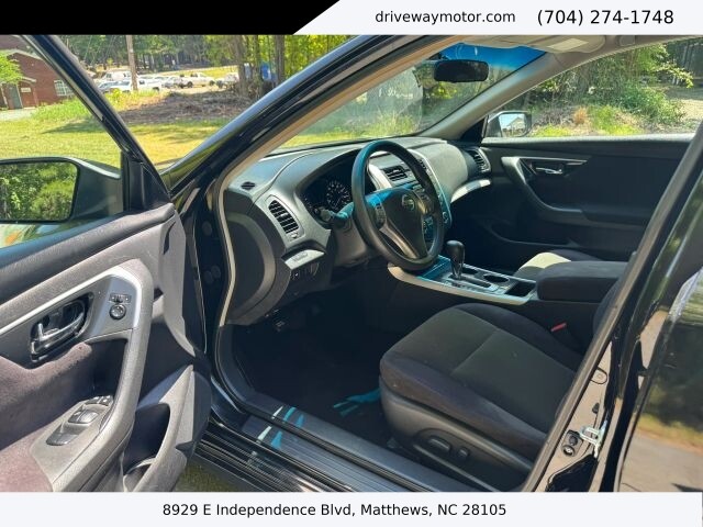 2013 Nissan Altima in Matthews, NC 28105 - 18133849 5
