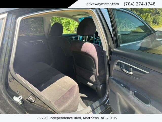 2013 Nissan Altima in Matthews, NC 28105 - 18133849 8