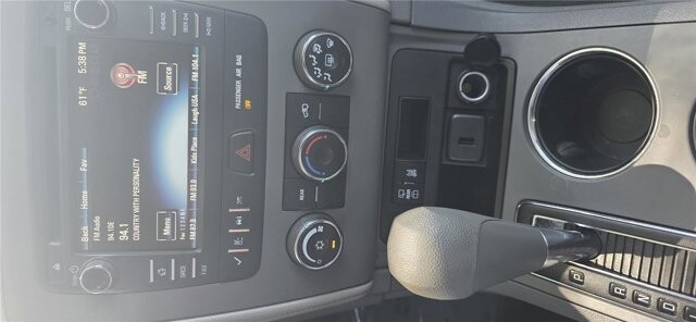 2015 Chevrolet Traverse in Mesa, AZ 85212 - 18133856 18