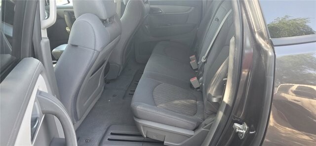 2015 Chevrolet Traverse in Mesa, AZ 85212 - 18133856 12