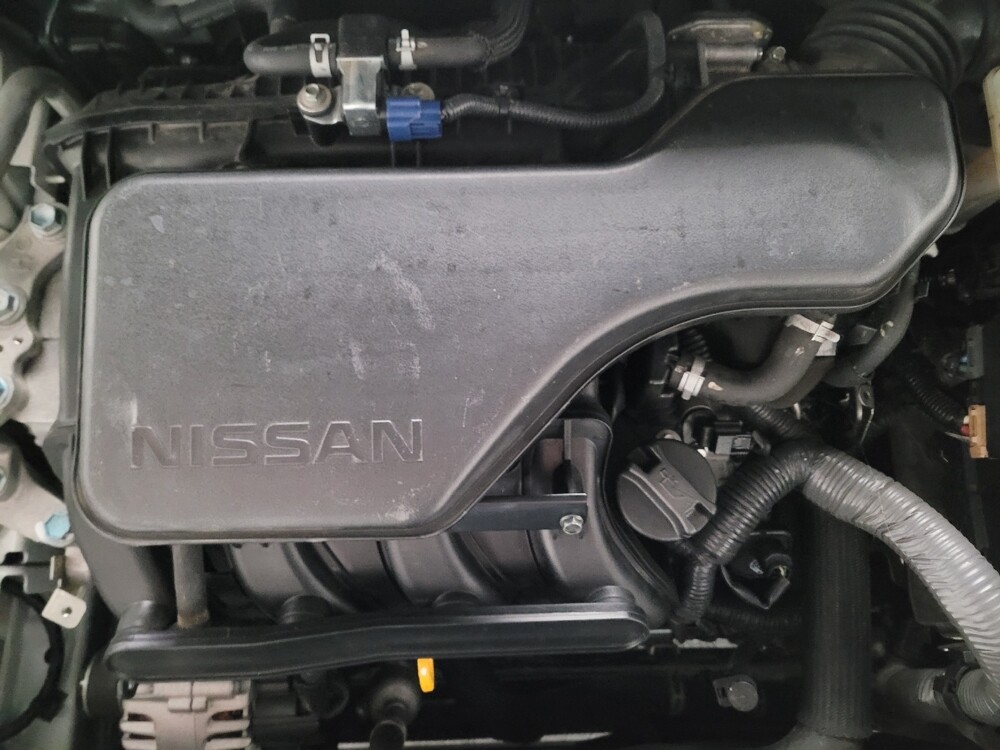 2020 Nissan Rogue Sport in Downey, CA 90241 - 18133860 30