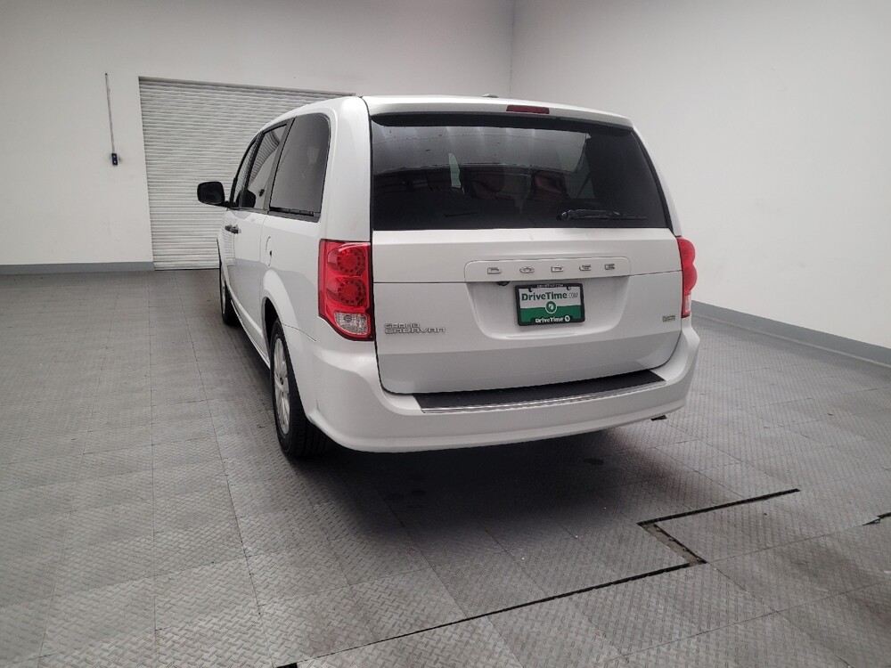 2019 Dodge Grand Caravan in Downey, CA 90241 - 18133862 6