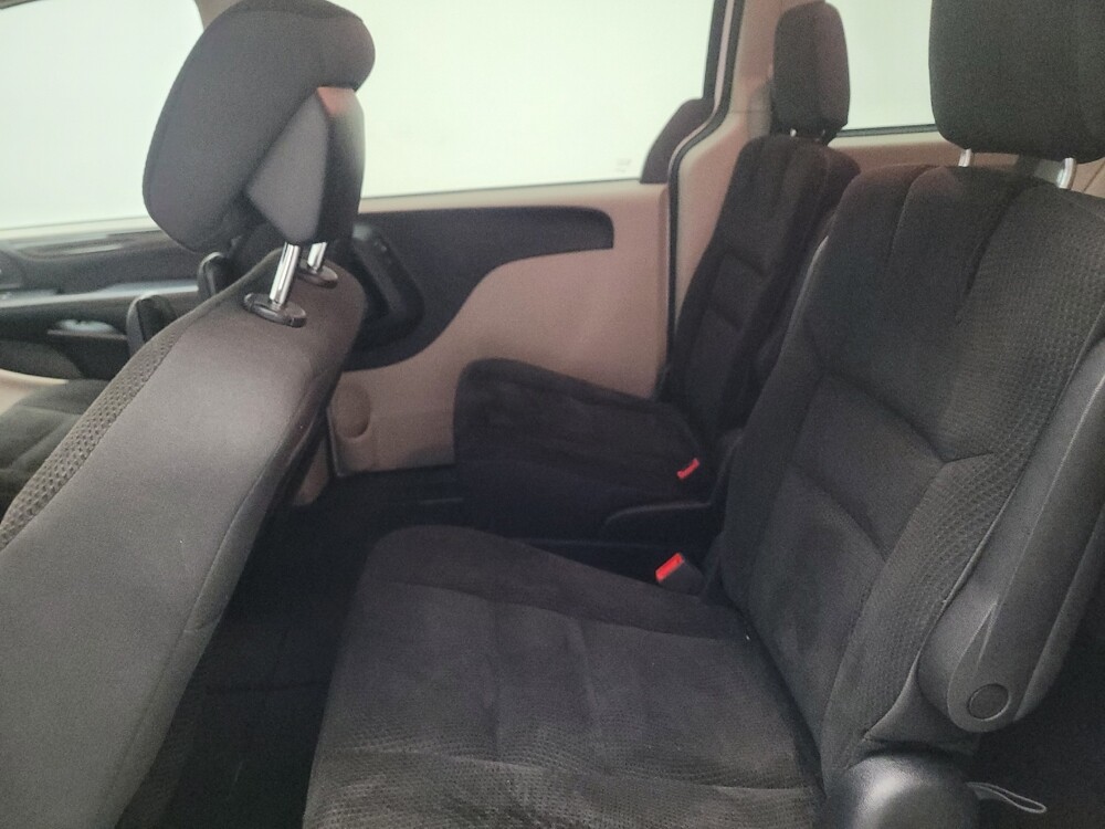 2019 Dodge Grand Caravan in Downey, CA 90241 - 18133862 18