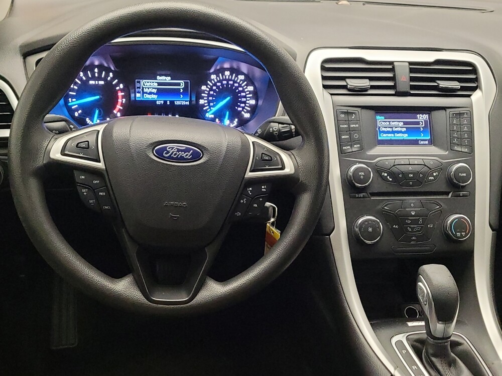 2016 Ford Fusion in Downey, CA 90241 - 18133863 22
