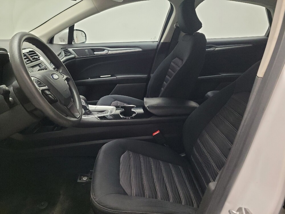 2016 Ford Fusion in Downey, CA 90241 - 18133863 17