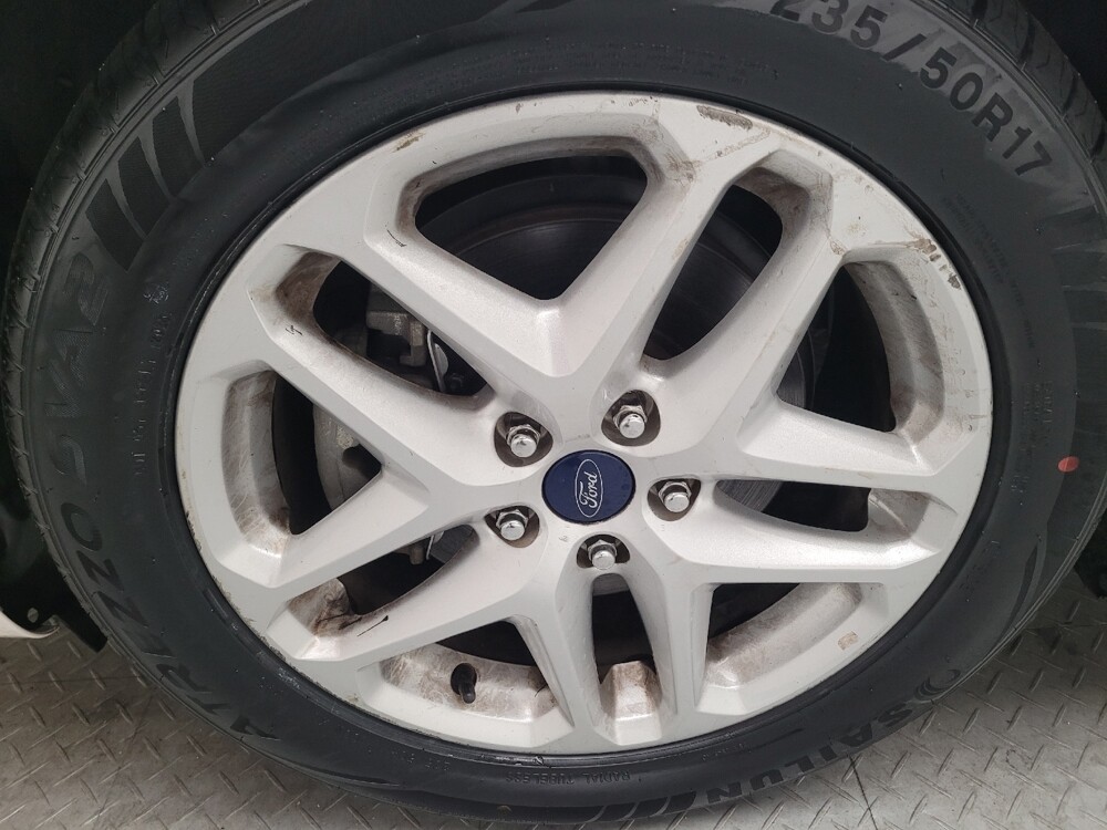 2016 Ford Fusion in Downey, CA 90241 - 18133863 31